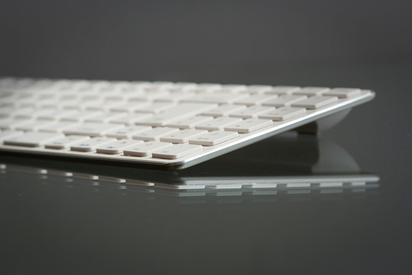 beyaz klavye